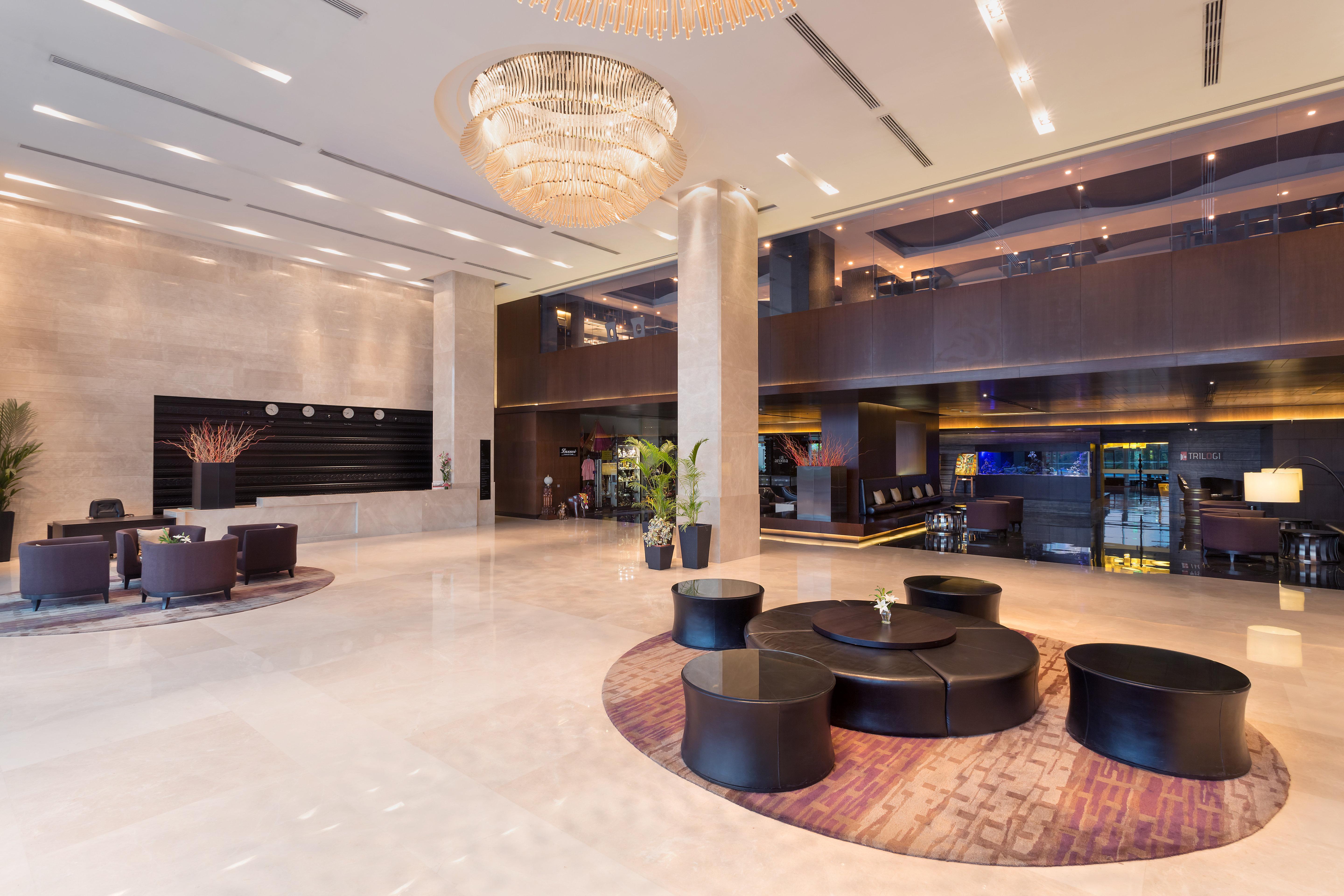 होटल Crowne Plaza By Ihg Kochi