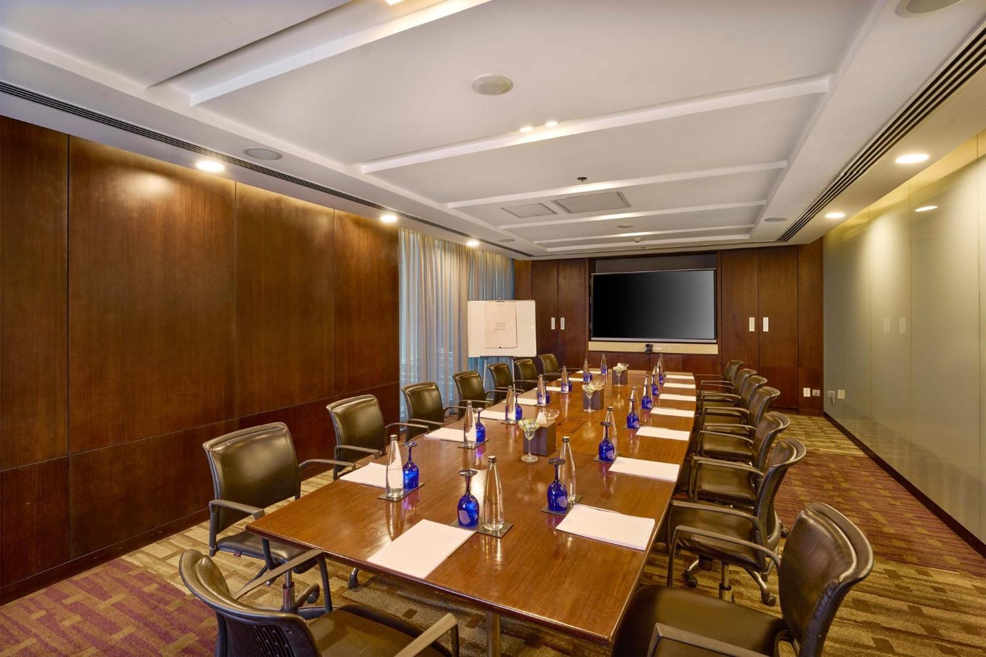 Crowne Plaza By Ihg होटल Kochi