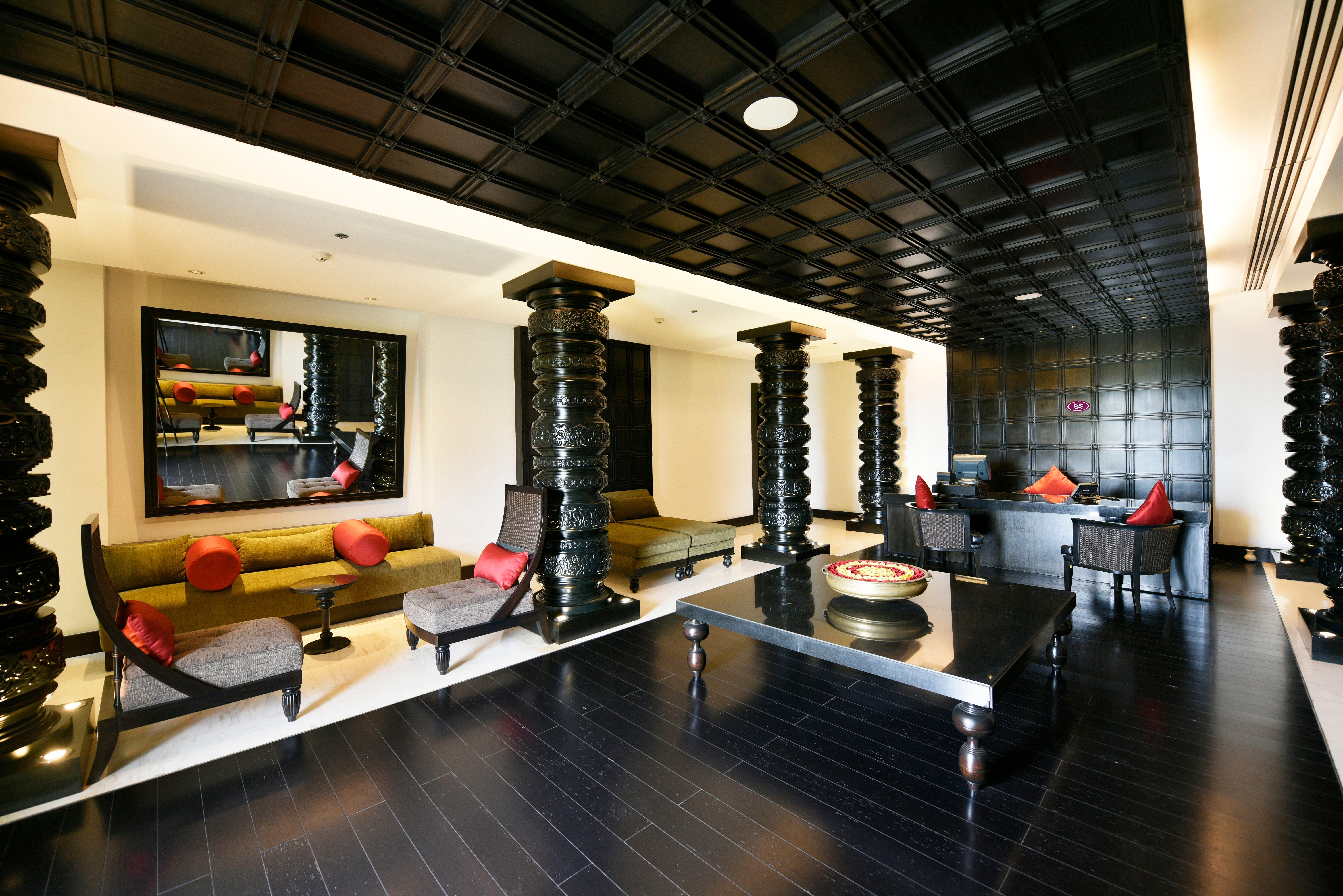 Crowne Plaza By Ihg होटल 5*