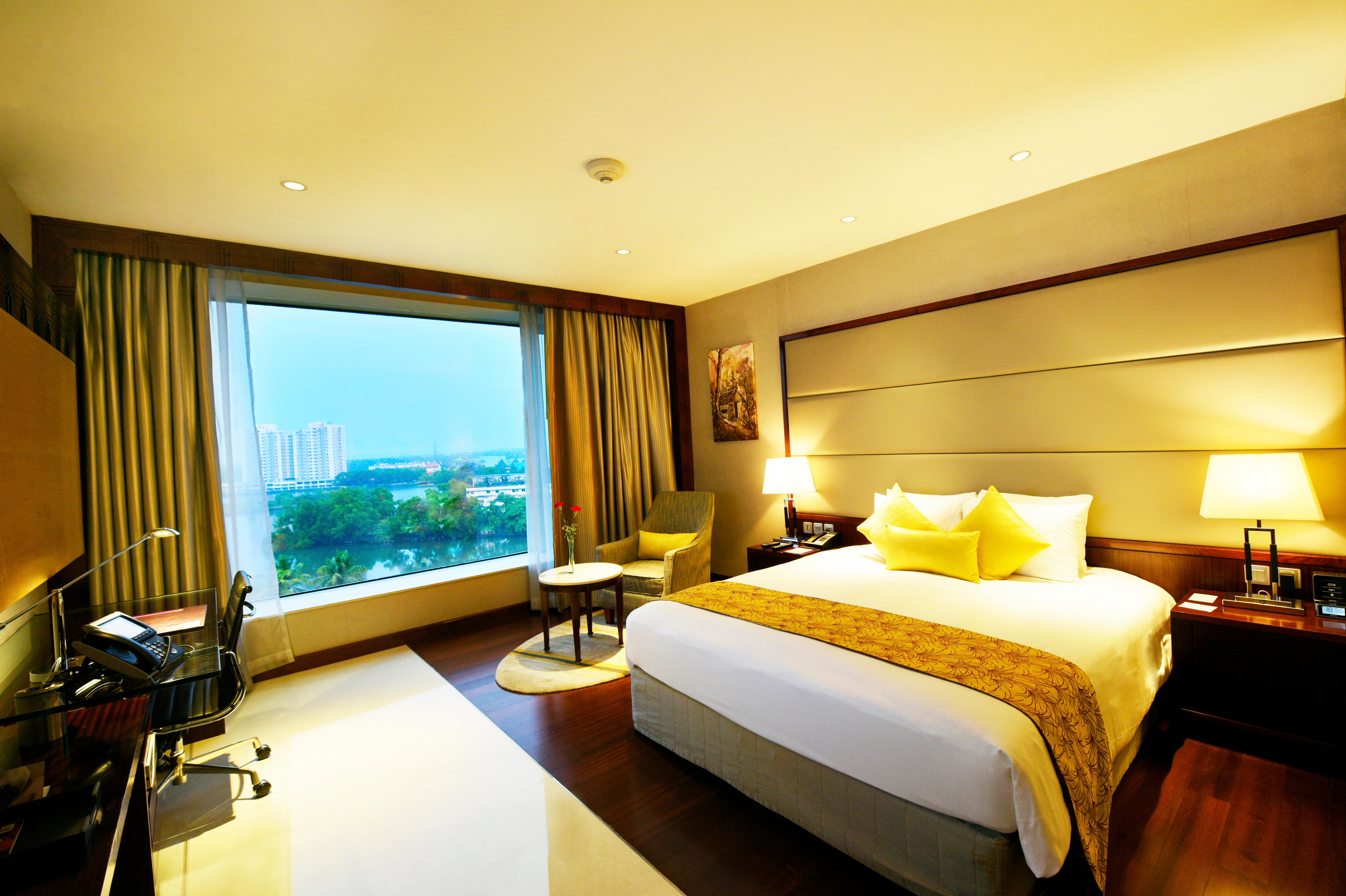 Crowne Plaza By Ihg होटल Kochi