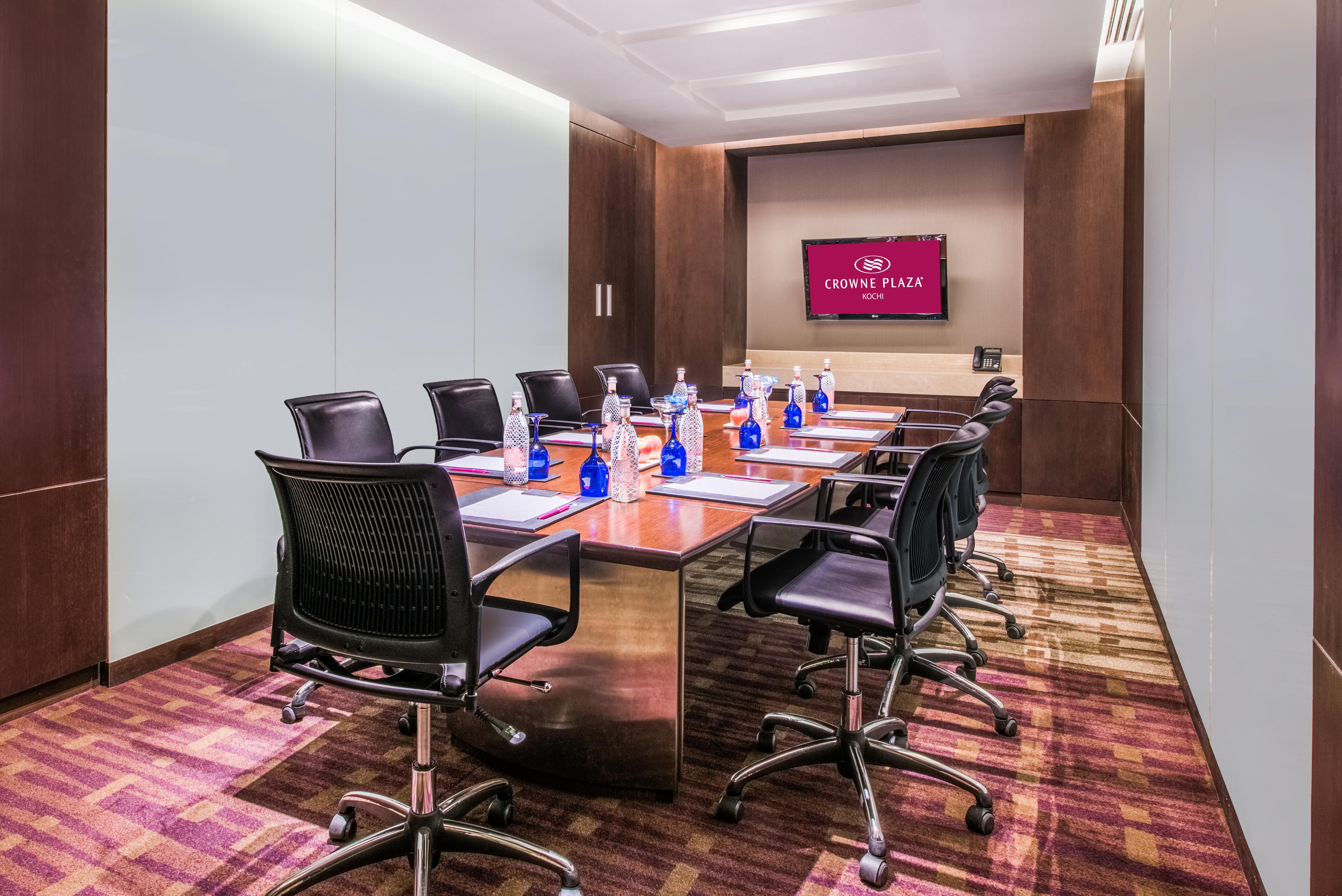 Crowne Plaza By Ihg होटल 5*