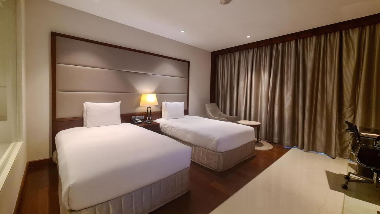 Crowne Plaza By Ihg होटल 5*